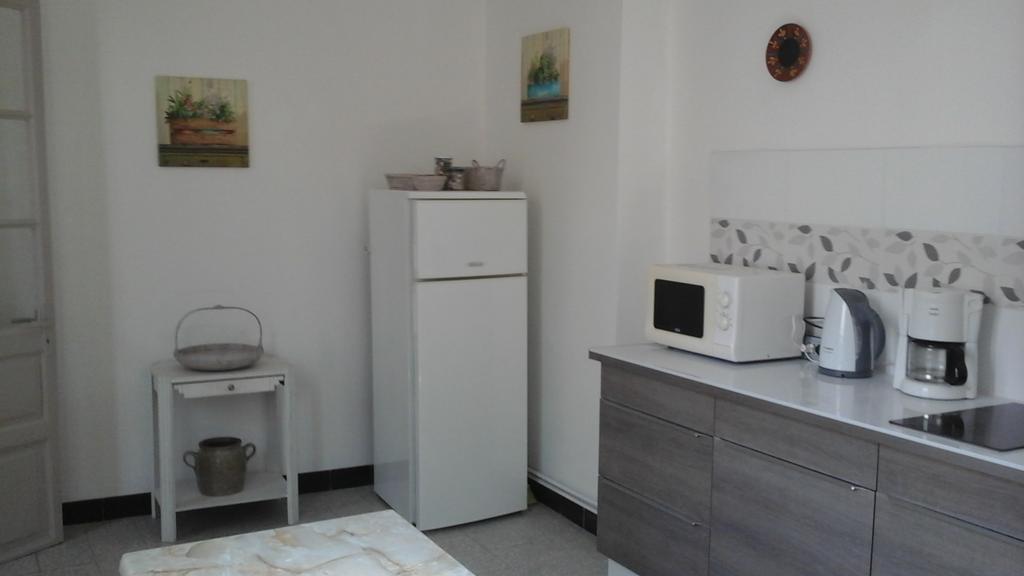 Bed and Breakfast Le Presbytere Rivesaltes Zimmer foto